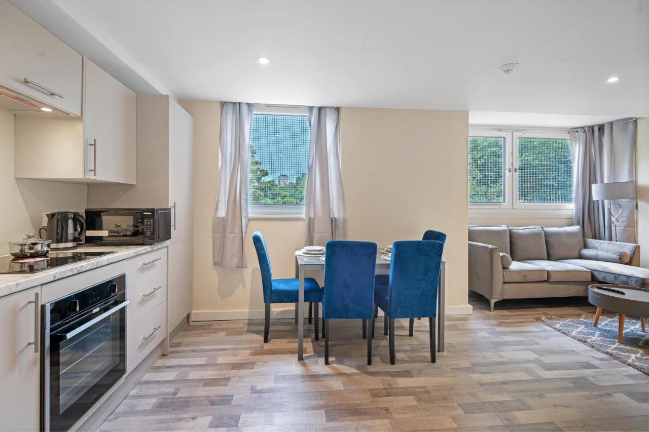 Suites By Rehoboth - Overcomers- Deptford ลอนดอน ภายนอก รูปภาพ